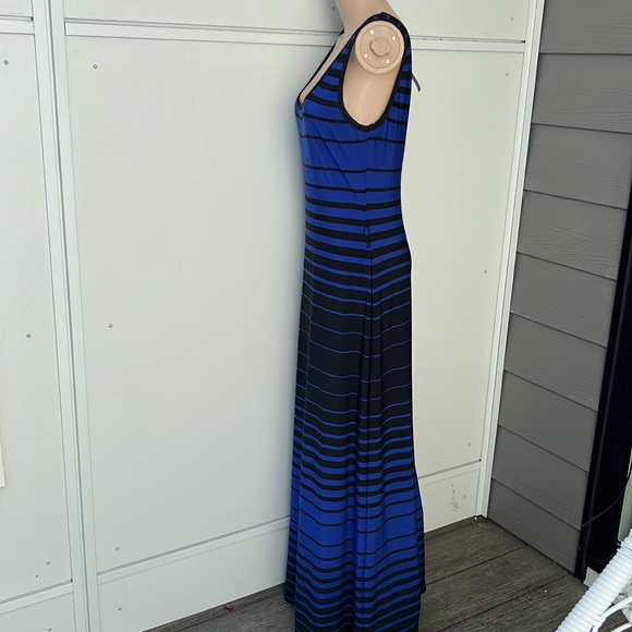 Women's Scoop Neck Racerback Tank Maxi Dress with Size medium - Picture 2 of 3